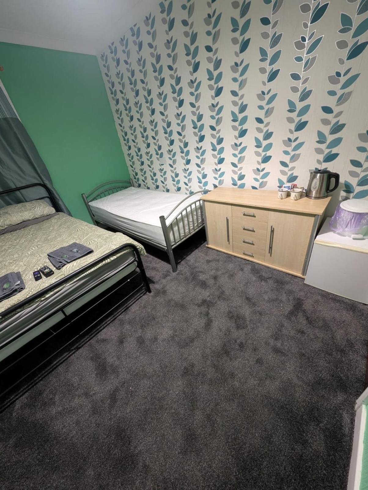 Palace - Pet Friendly - Everyone Welcome Hotel