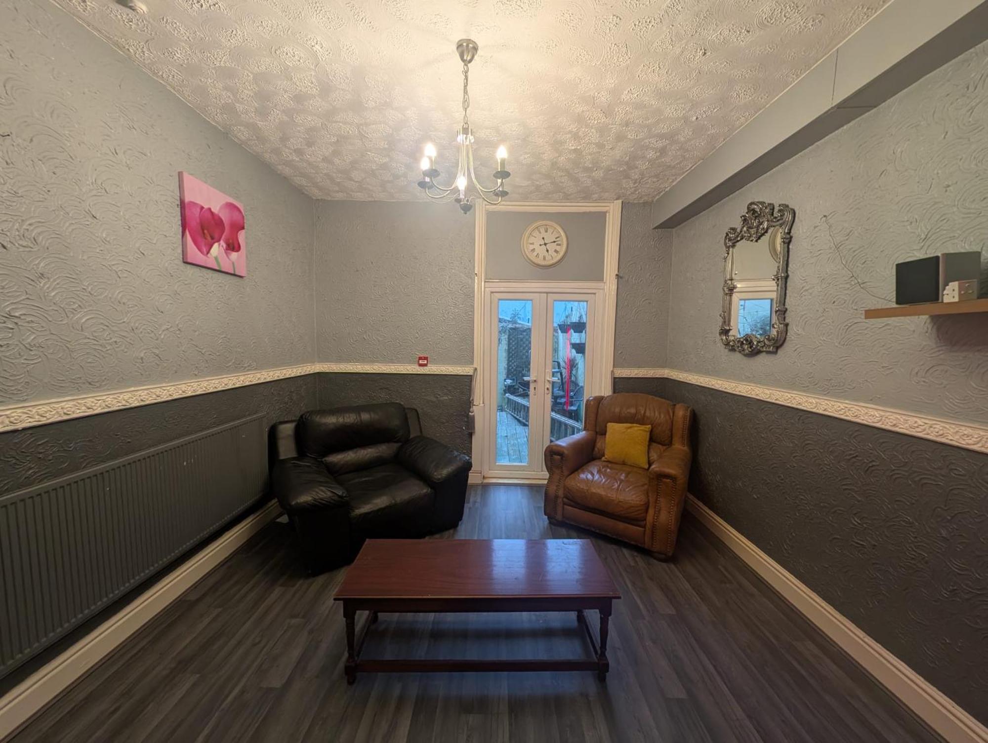 Hotel Palace - Pet Friendly - Everyone Welcome