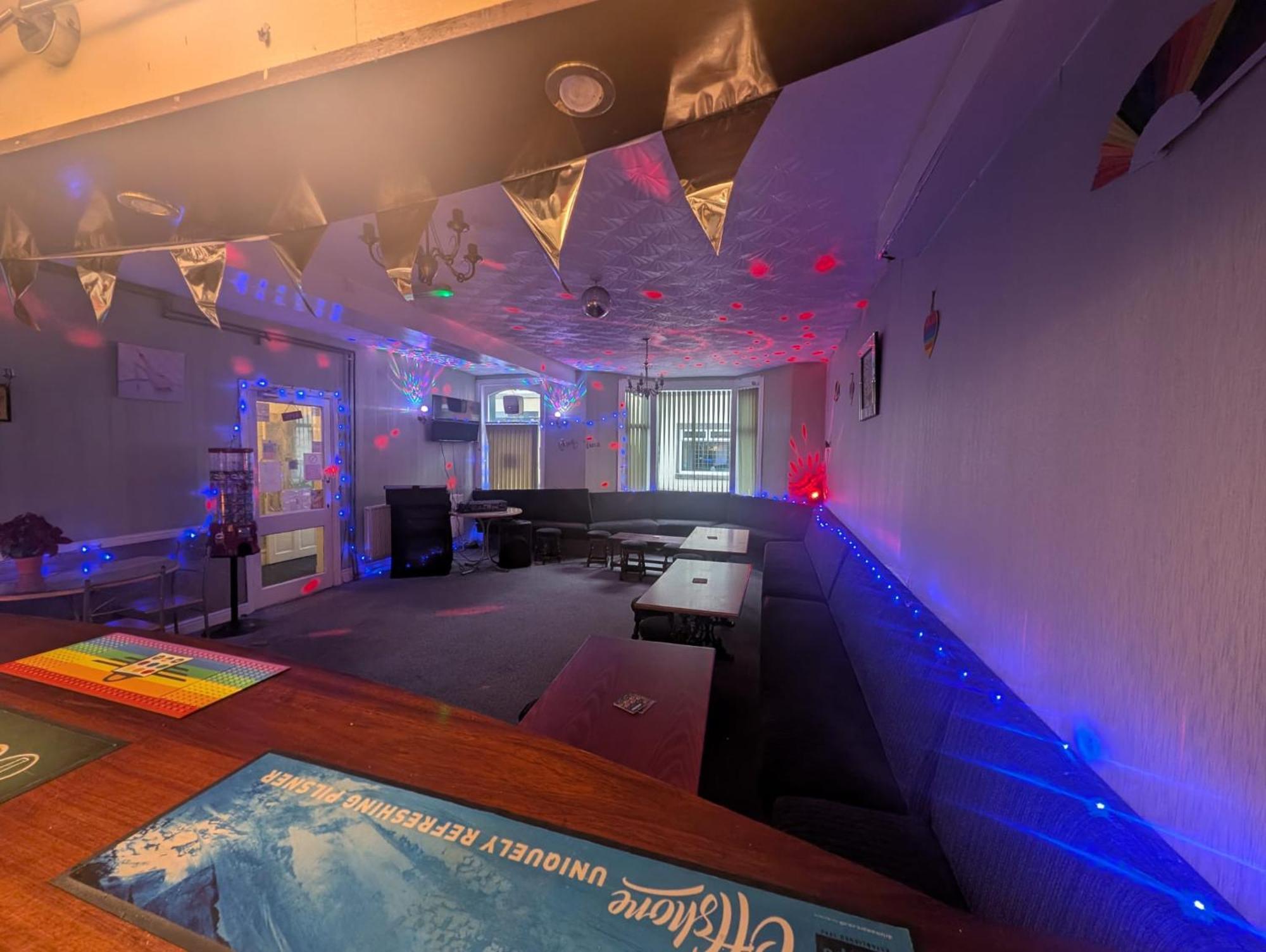Palace - Pet Friendly - Everyone Welcome Blackpool